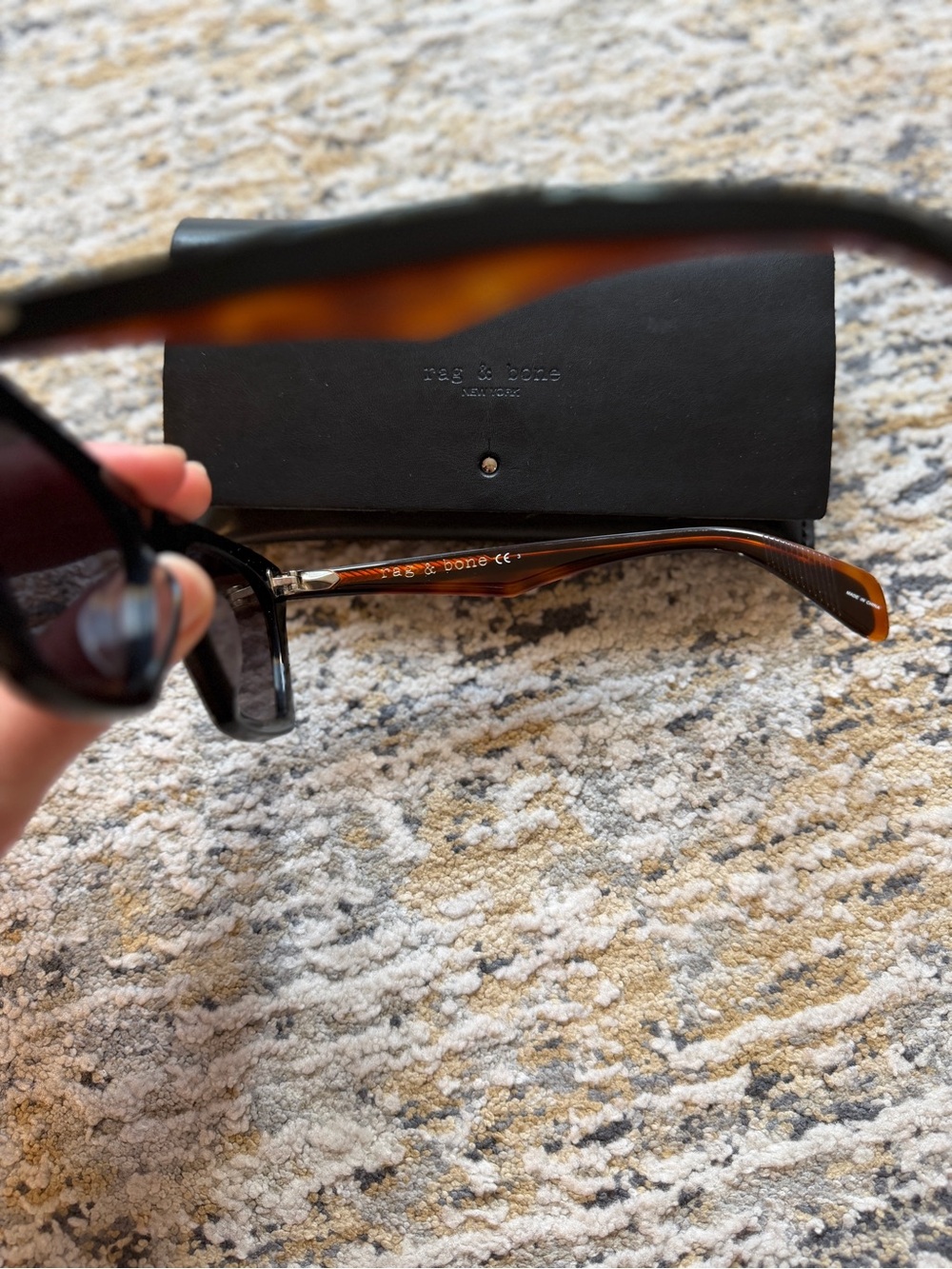 rag & bone Black & Brown cat eye Sunglasses with Black Case - Picture 4 of 7